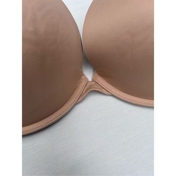 Cacique Smooth Boost Plunge Bra 40 DD - Picture 3 of 7